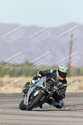 media/Nov-30-2025-TrackXperience (Sun) [[c0061d280f]]/3-Level 1/Session 3 (Turn 16)/